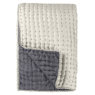 Narzuta jedwabna Designers Guild Chenevard Silver & Slate
