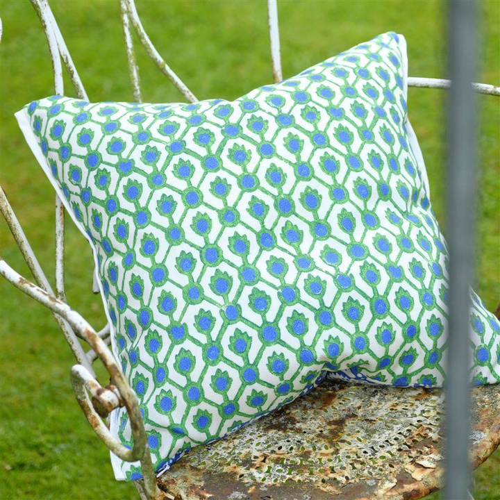 Poduszka dekoracyjna Designers Guild Outdoor Shaqui Prussian
