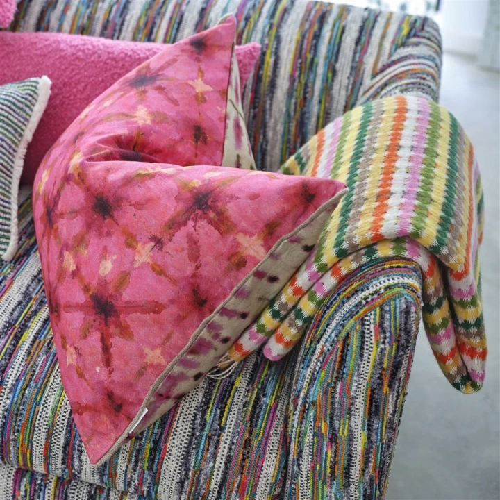 Poduszka dekoracyjna Designers Guild Shibori Fuchsia