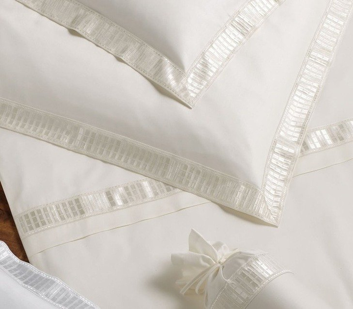 Poszewka satynowa Elegante Saphir Ecru