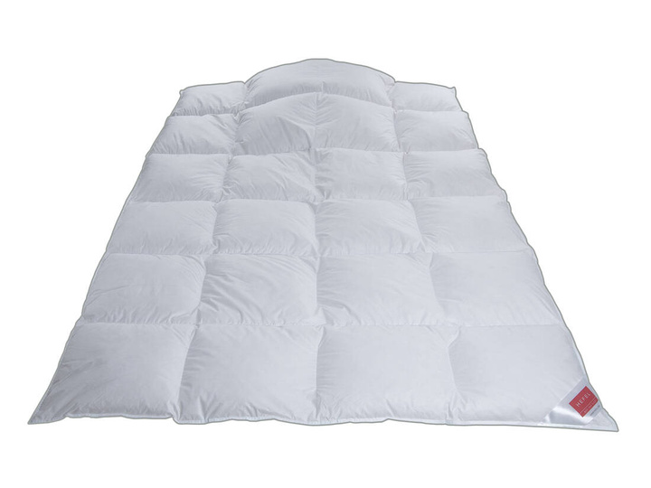 Poduszka puchowa Hefel Silver Down 3-komorowa Firm (90% puch, 100% twill bawełniany)