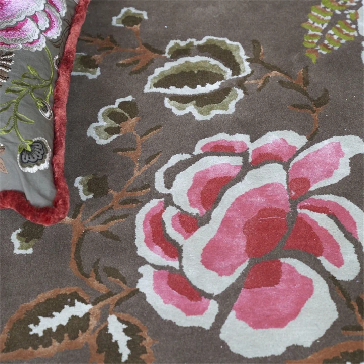 Dywan ręcznie tkany Designers Guild Rose De Damas Cranberry