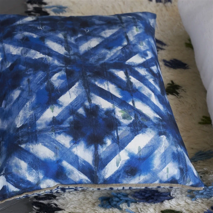 Poduszka dekoracyjna Designers Guild Parquet Batik Indygo