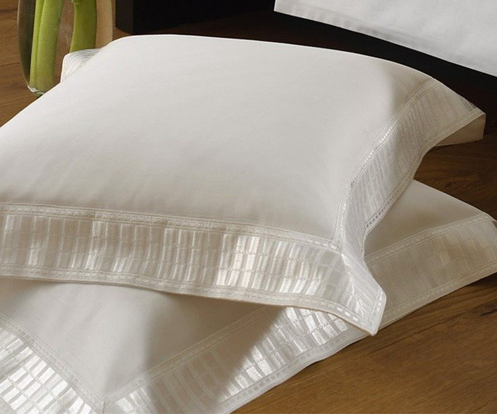 Poszewka satynowa Elegante Saphir Ecru