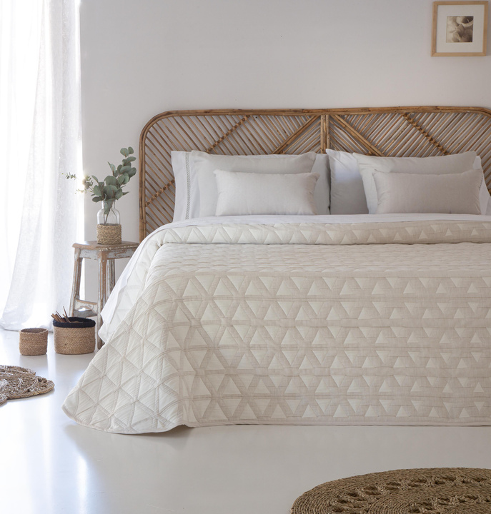Narzuta pikowana JVR Tejidos Nilo Beige