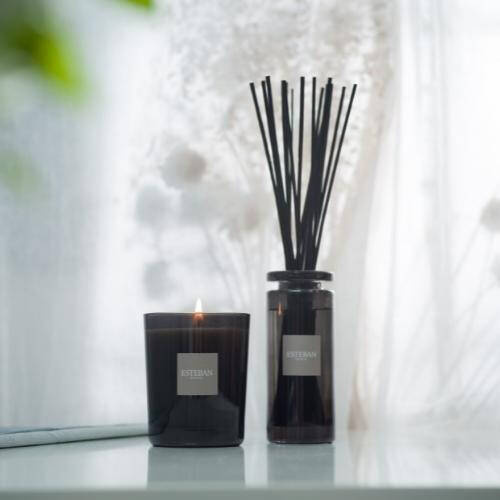 Świeca zapachowa Esteban Paris Pur Lin 180g