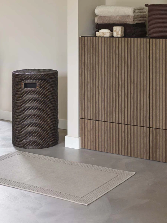 Mydelniczka Aquanova Blake