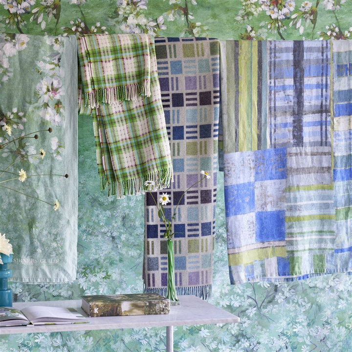 Koc lniany Designers Guild Assam Blossom Emerald