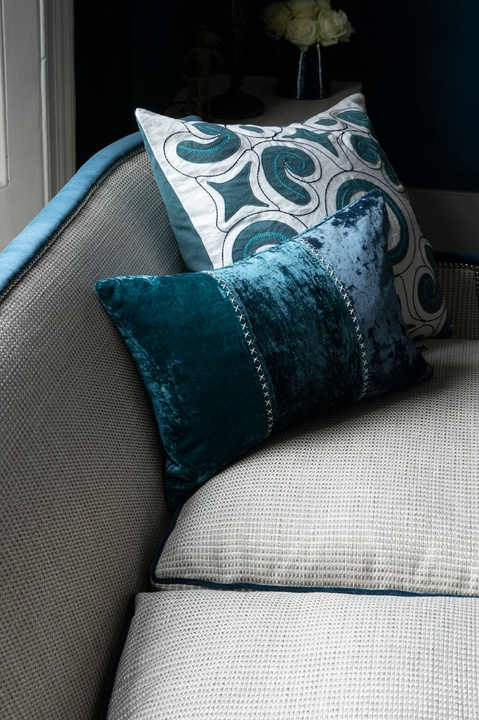 Poduszka dekoracyjna William Yeoward Manami Peacock