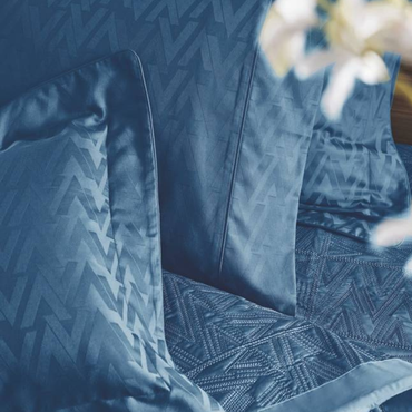 Poszewka żakardowa Valeron VA Logo Blue Ostatnie Sztuki