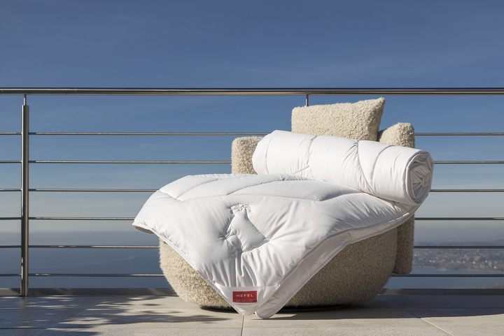 Kołdra kaszmirowa Hefel Cashmere Deluxe zimowa (70% kaszmir,100% tkanina bawełniania)