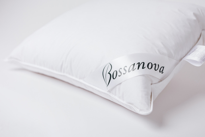 Poduszka puchowa Bossanova Sonno (60% puch, 100% tkanina bawełniana)