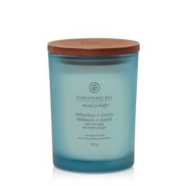 Świeca zapachowa Chesapeake Bay Candles Reflection + Clarity Sea Salt Sage średnia Ostatnie Sztuki