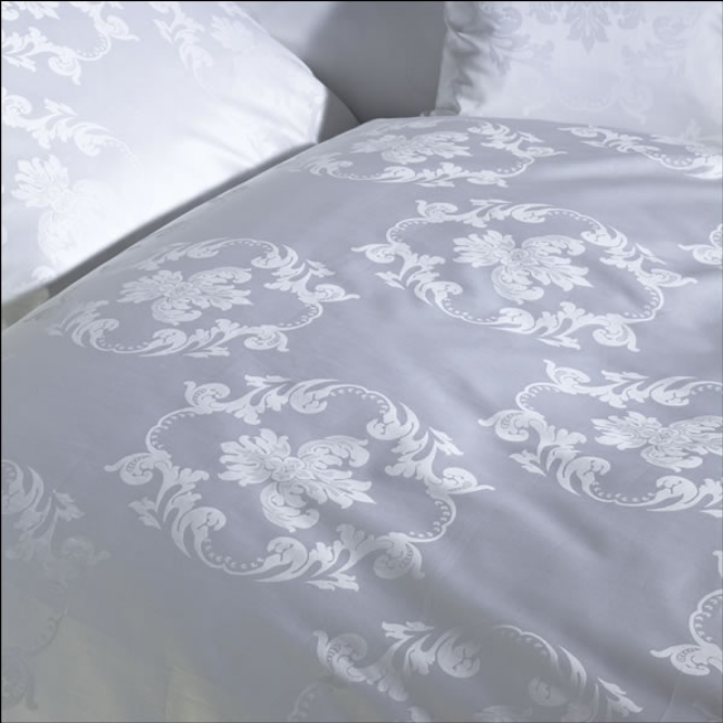 Komplet pościeli adamaszkowej Curt Bauer Josephine White Ostatnie Sztuki