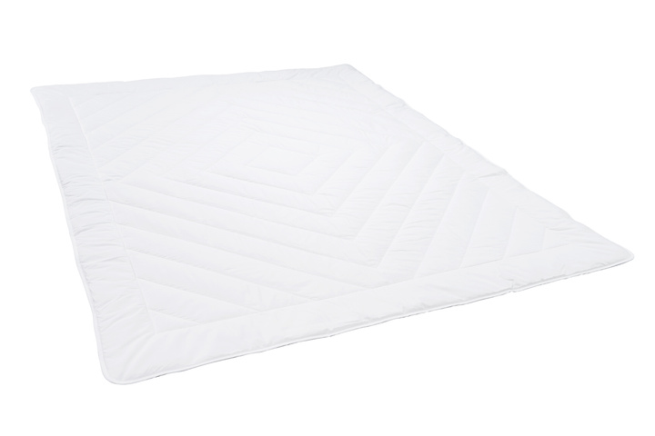 Kołdra z wełny alpaki Dauny Avenches Całoroczna Lekka (100% wełna alpaki, 100% satyna bawełniana)