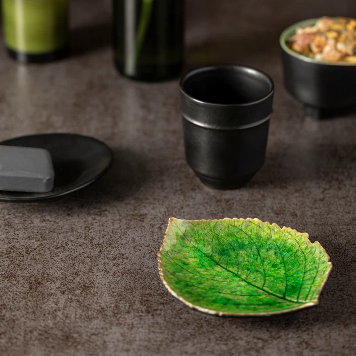 Talerzyk liść Hortensji Costa Nova Riviera Tomate 17 cm