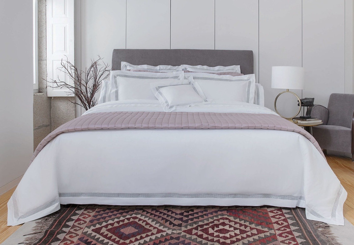 Poszewka perkalowa z plisą Bovi Dinis 