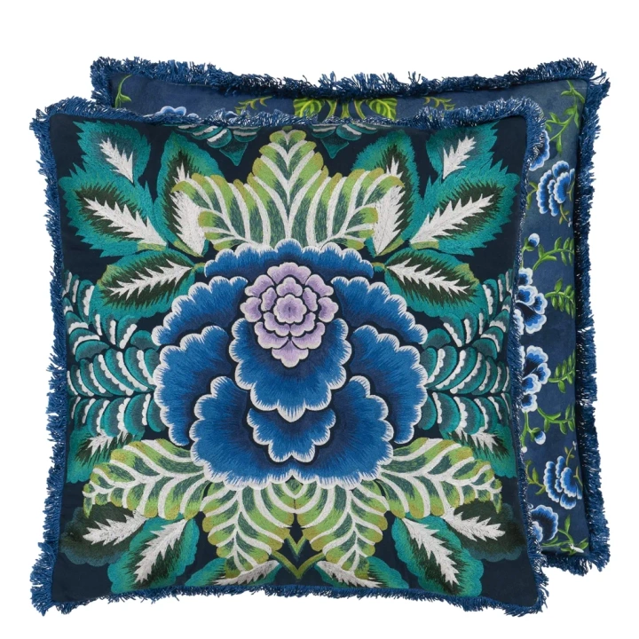 Poduszka dekoracyjna Designers Guild Rose De Damas Embroidered Indigo