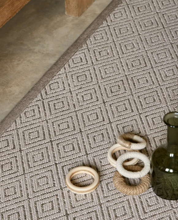 Dywan zewnętrzny Rols Maya Rhombus Linen pod wymiar