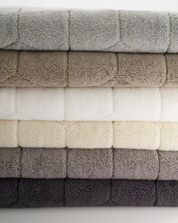 Dywanik łazienkowy Villeroy & Boch Carré Brilliant White 