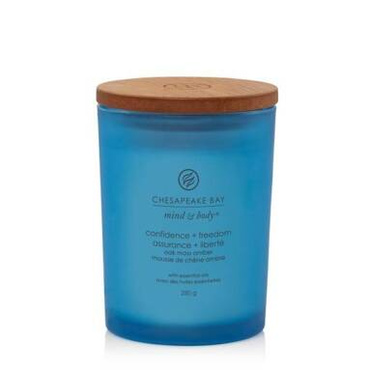 Świeca zapachowa Chesapeake Bay Candles Confidence + Freedom Oak Moss Amber średnia Ostatnie Sztuki
