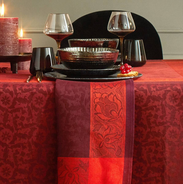 Obrus żakardowy Le Jacquard Français Ottomane Czerwony