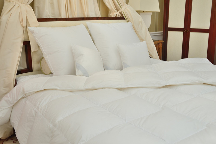 Kołdra puchowa Notte Luna Letnia (100% puch, 100% satyna bawełniana) Ostatnie Sztuki