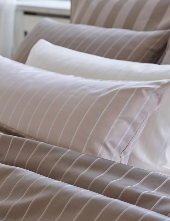 Poszewka adamaszkowa Curt Bauer Belluno Sepia