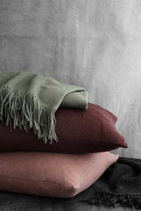 Pled wełniany Elvang Classic Plum