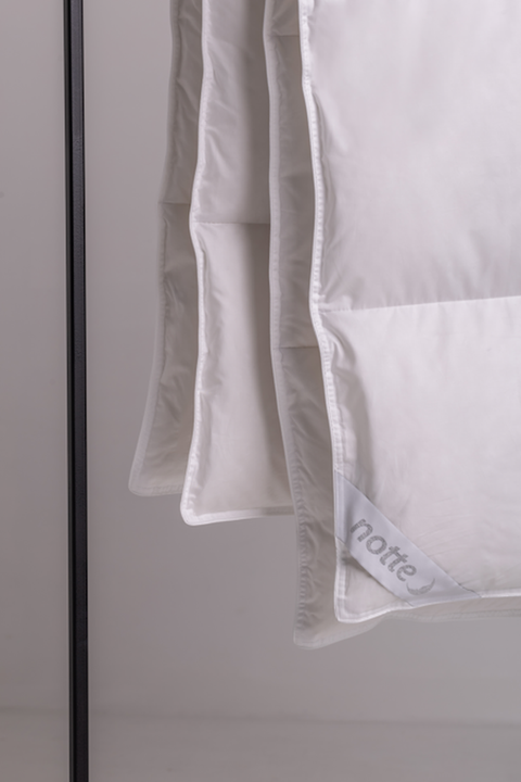 Kołdra puchowa Notte Luna Letnia (100% puch, 100% satyna bawełniana) Ostatnie Sztuki