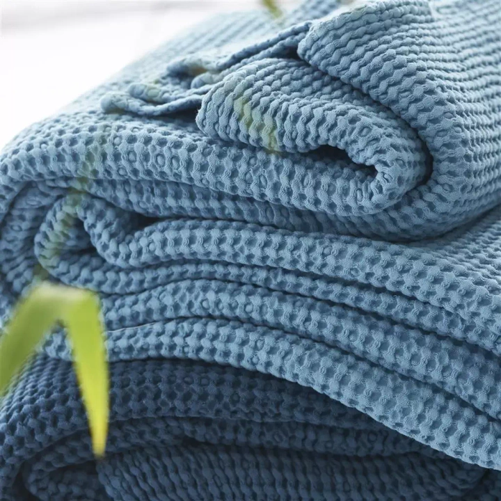 Narzuta bawełniana Designers Guild Alba Midnight Ostatnie Sztuki