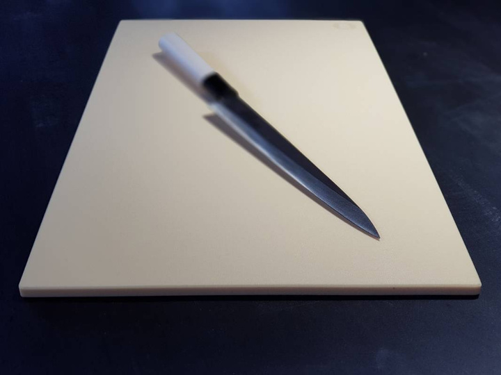 Elastomerowa deska do krojenia HASEGAWA FRM8-6030 lekka 60x30 cm beżowa