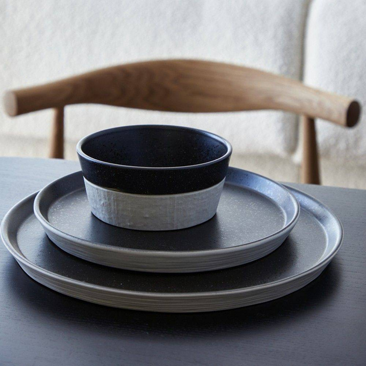 Talerz płytki Costa Nova Nótos Latitude Black 17 cm