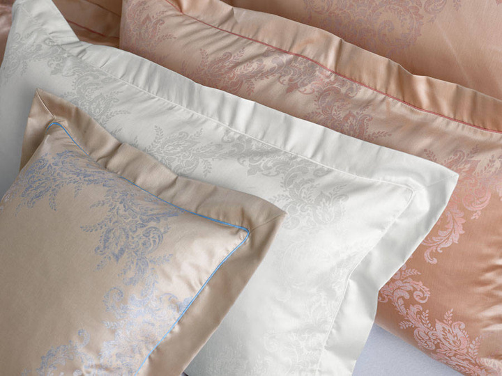 Poszewka adamaszkowa Curt Bauer Sophia Cobalt