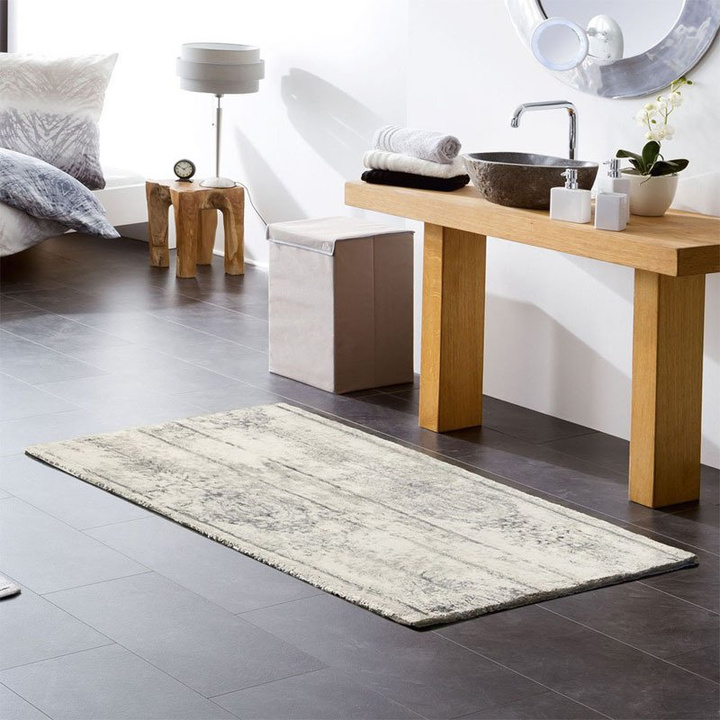 Dywanik łazienkowy Kleine Wolke Caracas Silver Grey