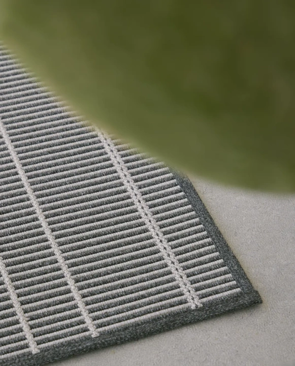Dywan zewnętrzny Rols Lyra Iron Linen pod wymiar