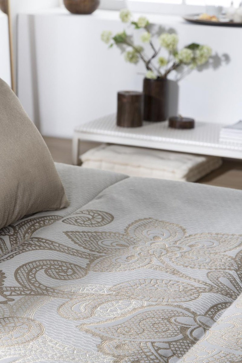 Narzuta żakardowa JVR Tejidos Daniella Gold