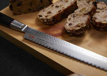 Nóż kuchenny Suncraft Senzo Classic Bread 220 mm