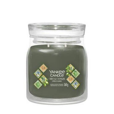 Świeca zapachowa Yankee Candle Olive & Cypress średnia