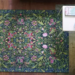 Dywan ręcznie tkany Designers Guild Ikebana Damask Emerald