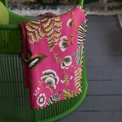 Koc wełniany Designers Guild Rose De Damas Cerise