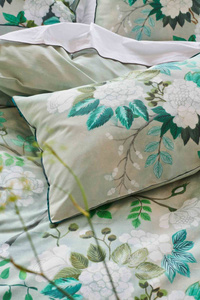 Poszewka satynowa Designers Guild Fleur Orientale