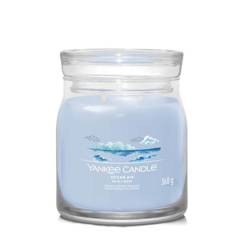 Świeca zapachowa Yankee Candle Ocean Air średnia