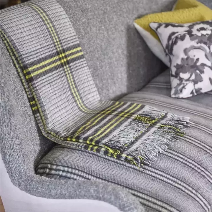 Koc wełniany Designers Guild Delamere Graphite