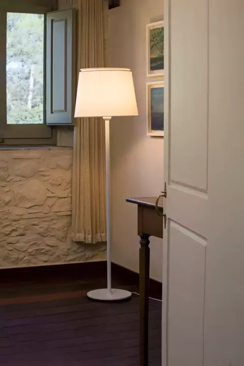 Lampa podłogowa Faro Barcelona Savoy biała