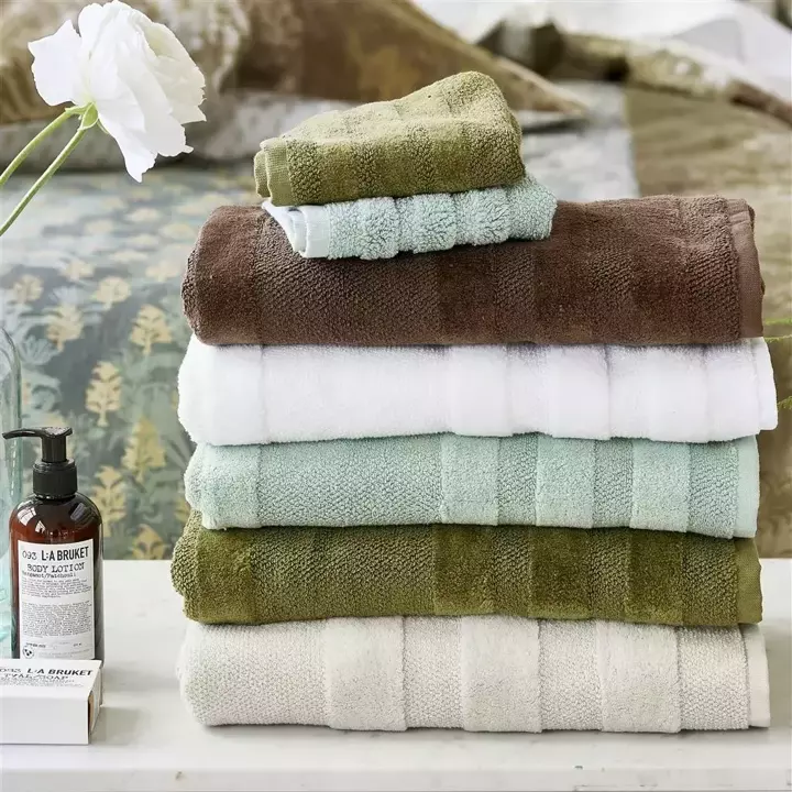 Ręcznik bawełniany Designers Guild Coniston Moss