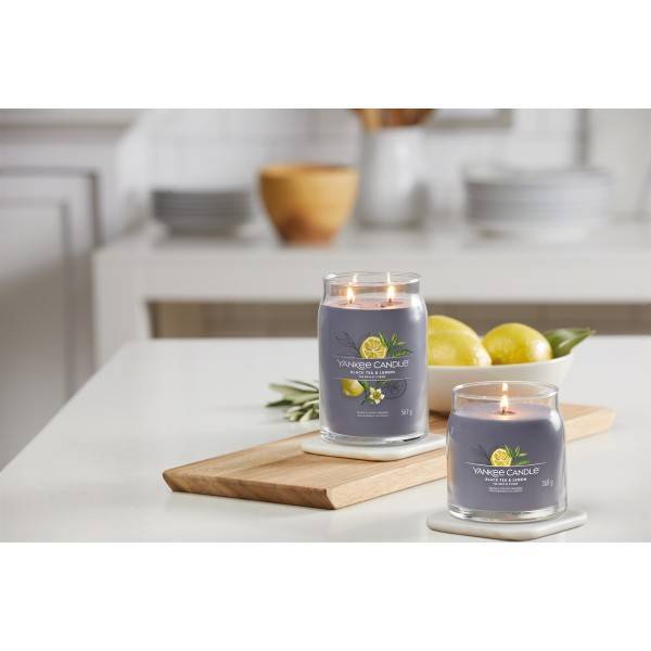 Świeca zapachowa Yankee Candle Black Tea Lemon duża