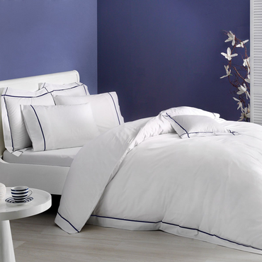 Komplet pościeli satynowej Valeron Mono Navy