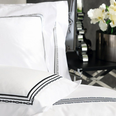 Poszewka perkalowa z plisą Valeron Atlas Black