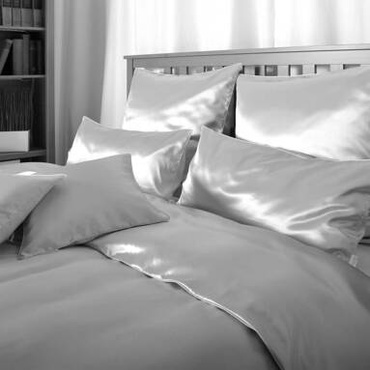 Poszewki jedwabne na poduszki Seidenweber Helios Ash Basic